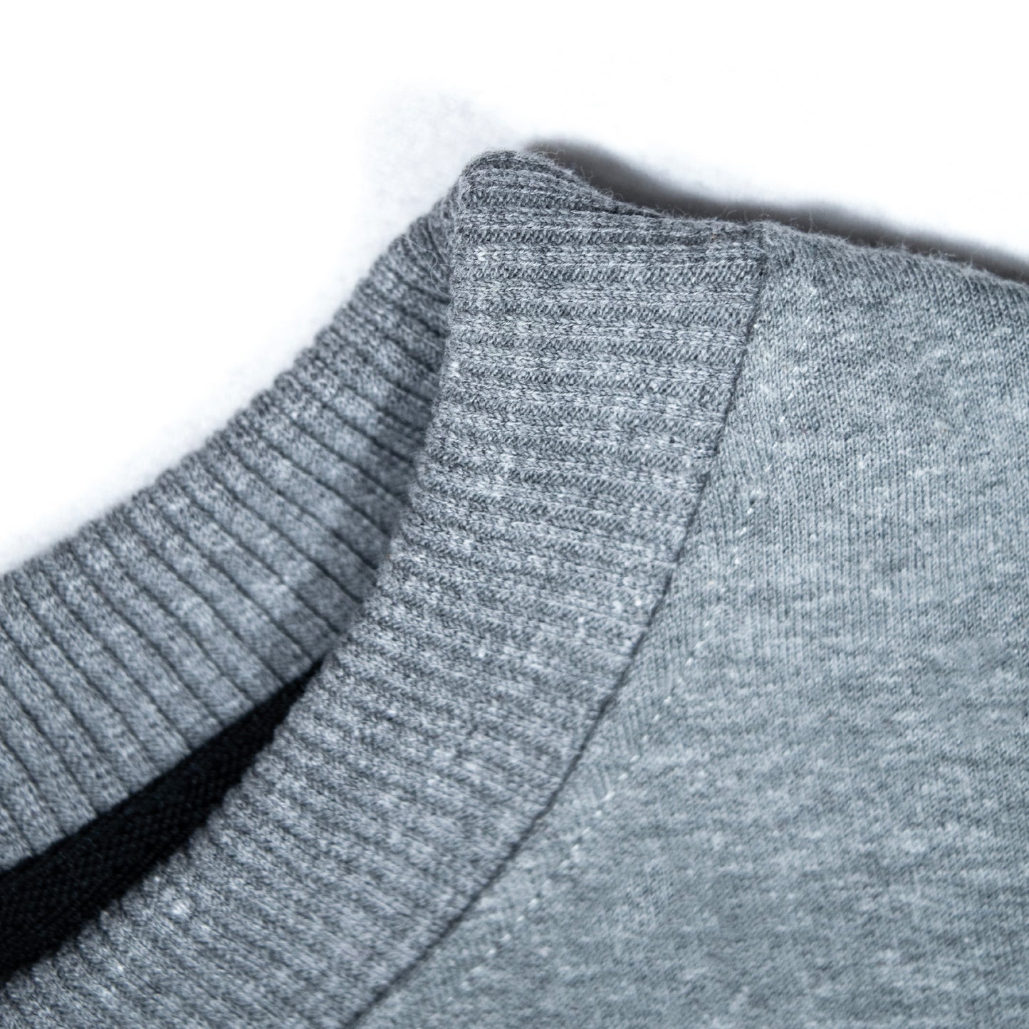 GRAY - BASIC CREWNECK