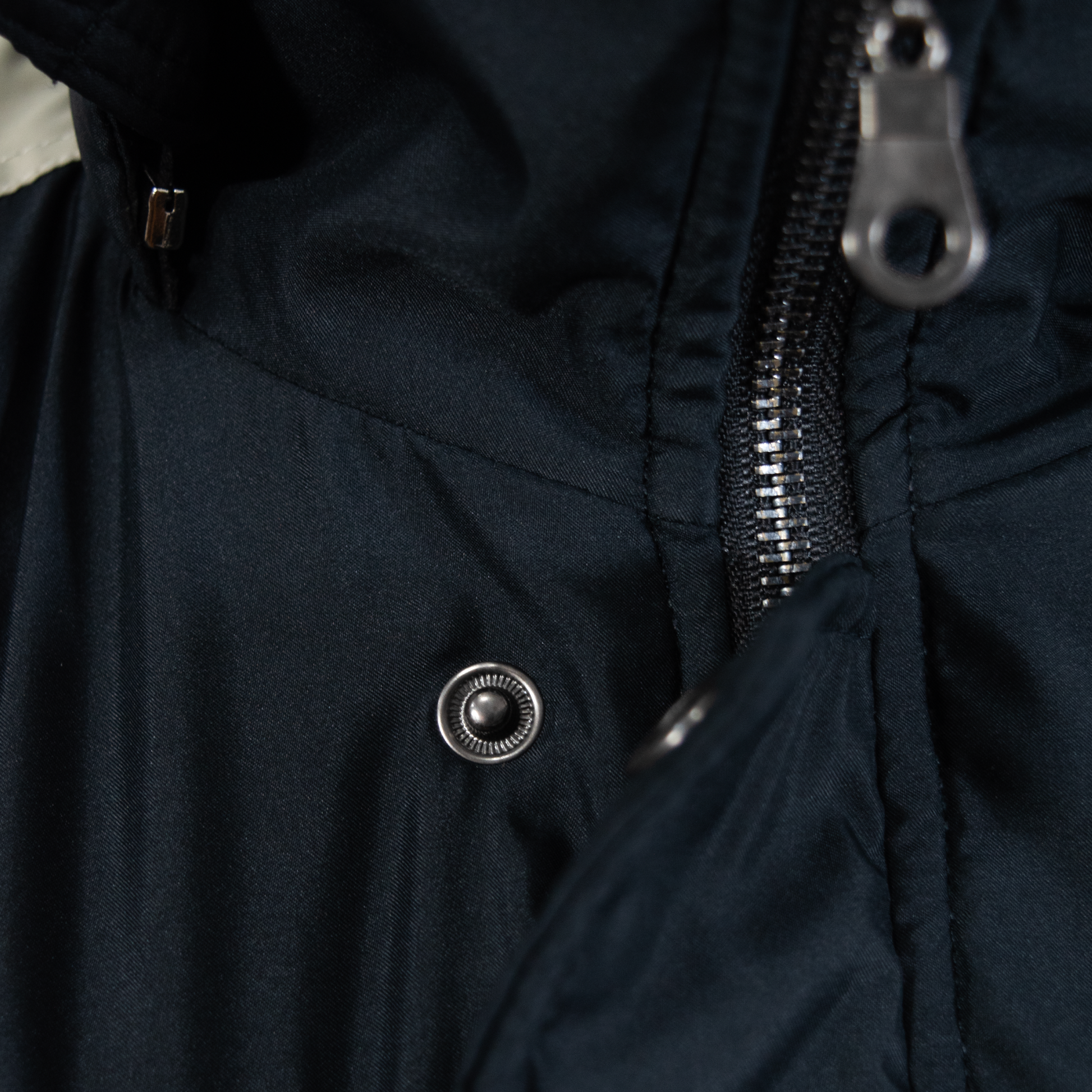 VOIDLINE - WATERPROOF HOODED JACKET