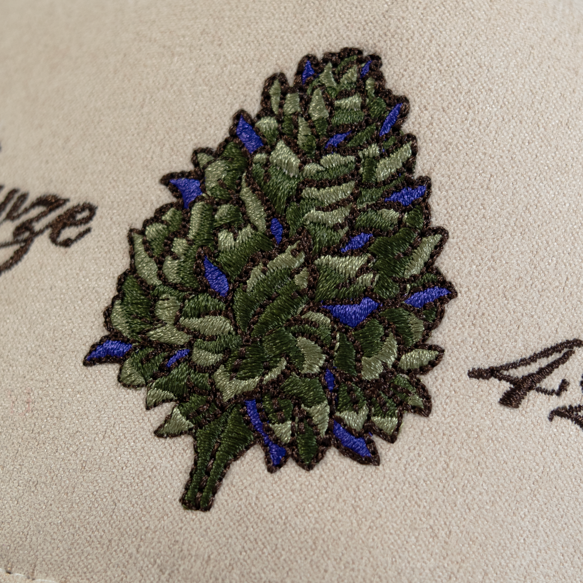 PURPLE − BEIGE 420 CAP